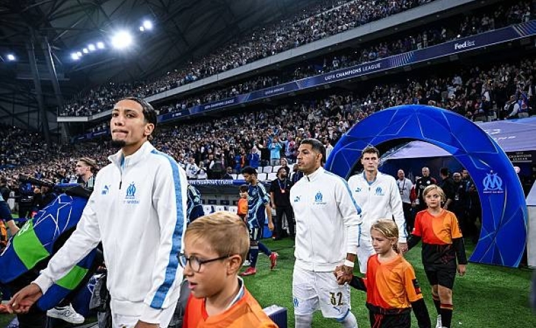 Illustration : "Mercato OM : Une bataille à 3 lancée pour la signature d'un grand espoir défensif !"