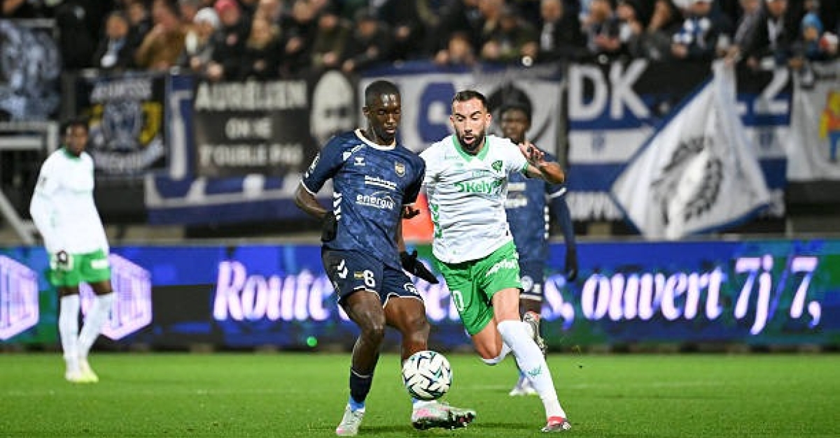 ASSE : Un taulier du vestiaire s'emporte après la débâcle contre Dunkerque