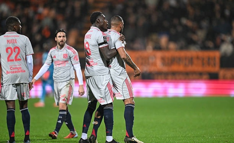 Illustration : "Mercato OL : Un indésirable du PSG dans les tuyaux à Lyon ?"