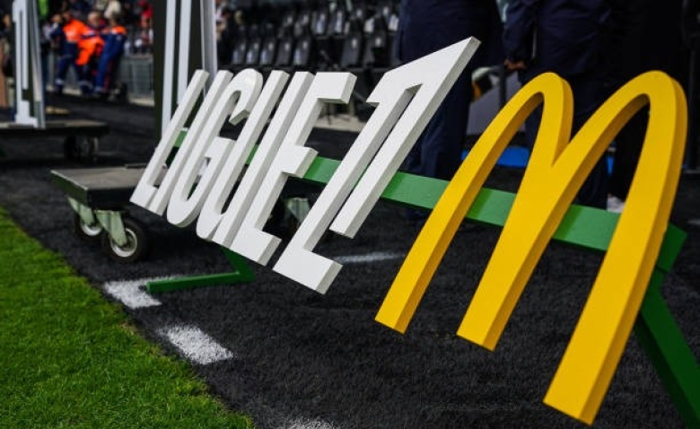 Illustration : "Ligue 1 : Les 17 buts de la 15ème journée en vidéo "