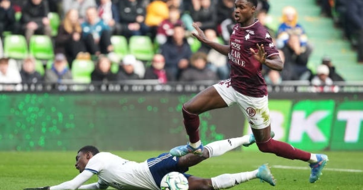 Mercato ASSE : Un défenseur de L1 en pleine galère relancé par les Verts ?