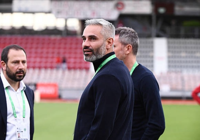 Illustration : Mercato ASSE : Loïc Perrin signe un défenseur central dans le plus grand des secrets