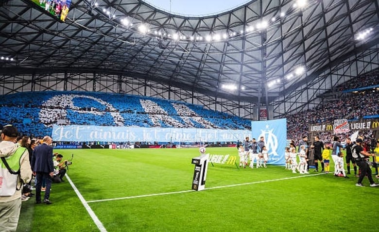 Illustration : "Mercato OM : Une bagarre avec l'OL pour s'attacher les services d'un crack belge !"