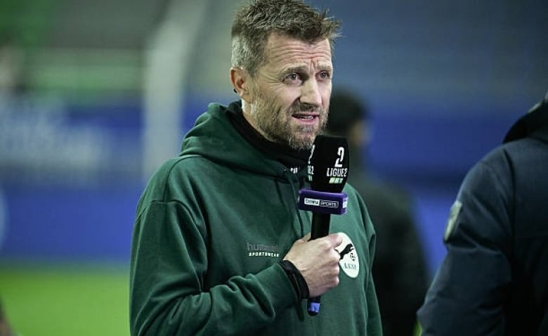 Illustration : "Mercato ASSE : Vers un départ précipité d'Horneland dans la course à la montée ?"