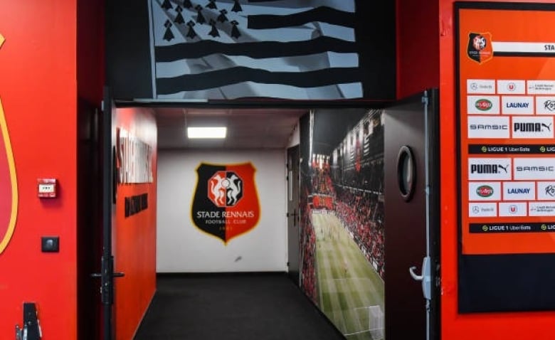 Illustration : "Mercato Rennes : Plusieurs clubs étrangers vont casser leur tirelire pour une révélation rennaise"