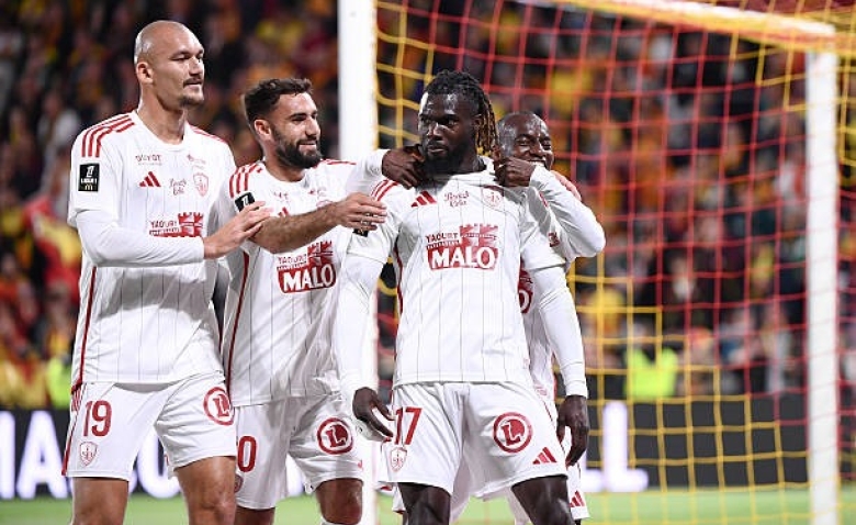 Illustration : "Stade Brestois : De grosses incertitudes avant Avranches en Coupe de France "