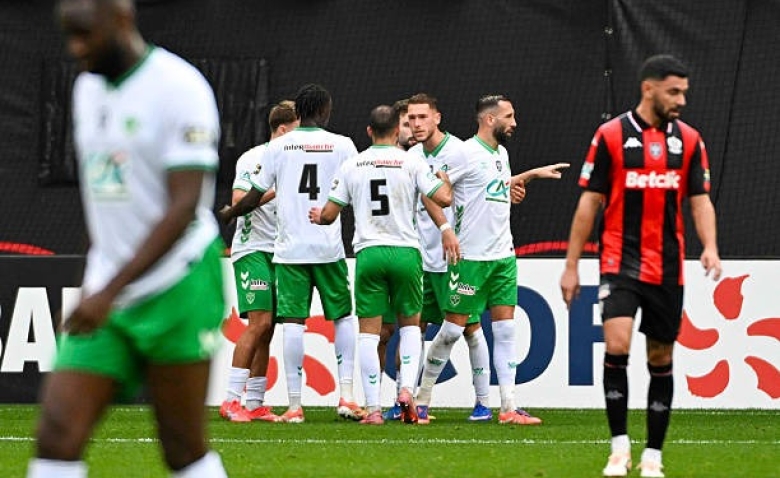 Illustration : "ASSE : Un signal encourageant malgré la défaite rageante à Nice ?"