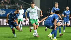 Illustration : Mercato ASSE : Un club richissime de Ligue 1 va mettre les bouch&eacute;es doubles pour Stassin