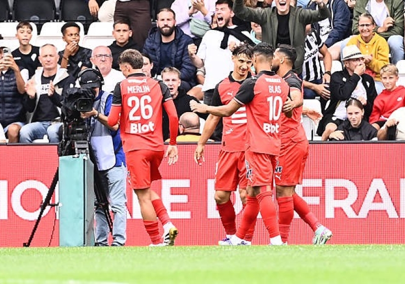 Illustration : Mercato Rennes : Une pluie de ventes accompagn&eacute;e d'un pactole pour les Rouge et Noir ?