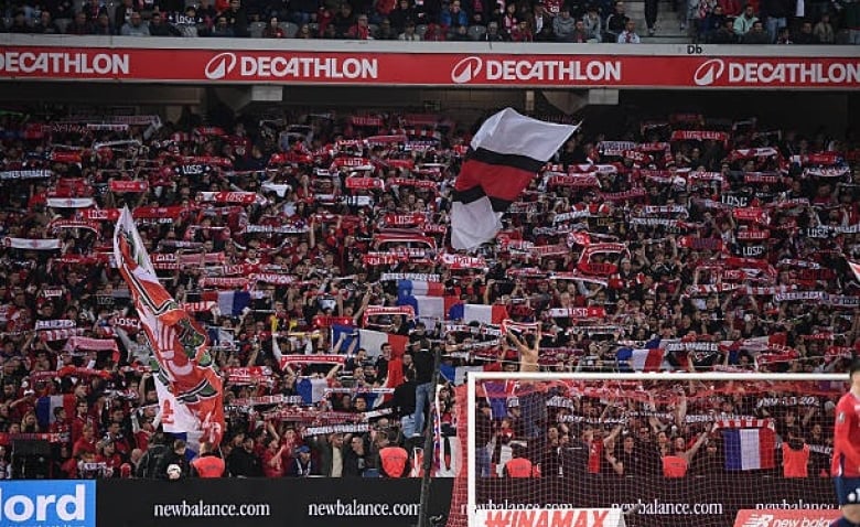 Illustration : "Mercato LOSC : Une déception lilloise file en Ligue 2 "