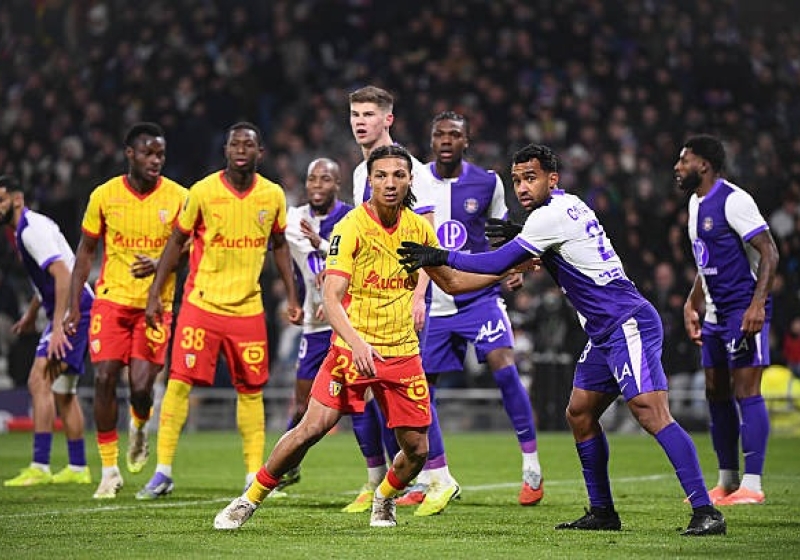 Illustration : Toulouse - Lens : le r&eacute;sum&eacute; et les buts en vid&eacute;o (0-3) - Ligue 1 J17