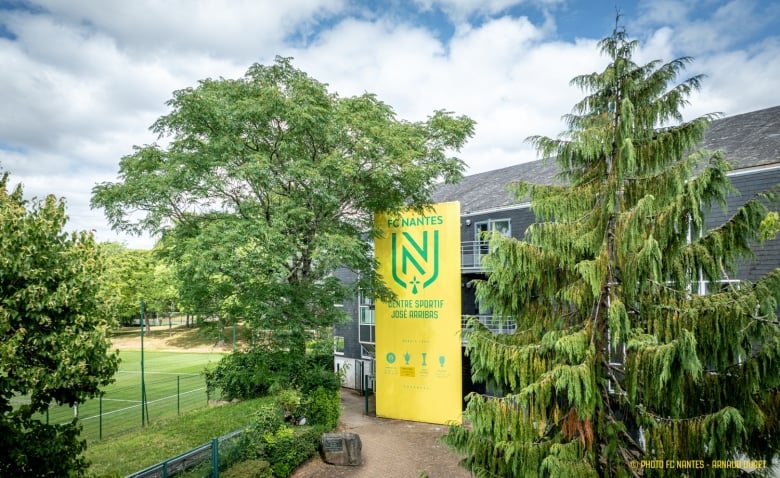 Illustration : "FC Nantes : Une altercation révélée entre deux joueurs à l'entraînement"