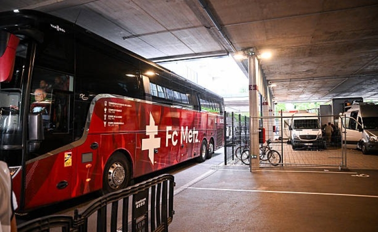 Illustration : "Mercato Metz : Une offre folle en Premier League pour un crack de 16 ans !"