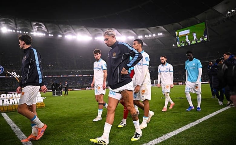 Illustration : "Mercato OM : Le départ d'un cadre suivi de tensions entre Benatia et De Zerbi ?"