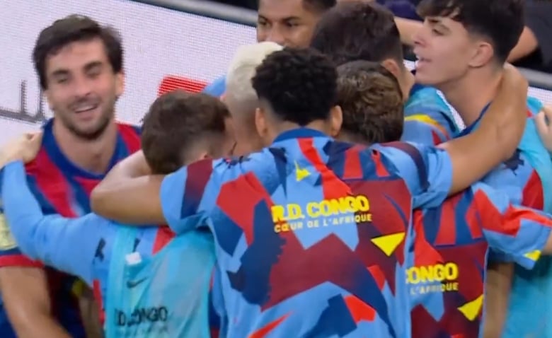 Illustration : "Barcelone - Real Madrid : le résumé et les buts en vidéo (3-2) - Supercoupe"