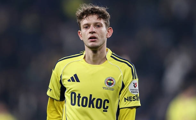 Illustration : "Mercato Rennes : Une arrivée de Szyma?ski annulée au profit du RC Lens ?"