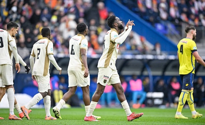 Illustration : "RC Lens : Plusieurs absences notables signalées avant Auxerre "