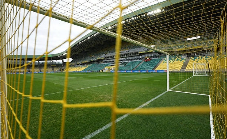Illustration : "INFO FC Nantes : Les joueurs ont touché une prime secrète qui enrage les supporters"