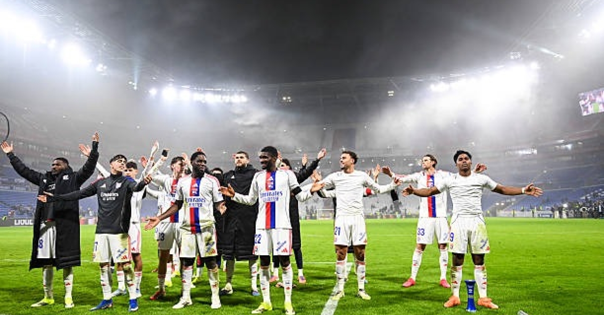 Mercato : L'OL va doubler Paris sur le dossier d'un défenseur central !