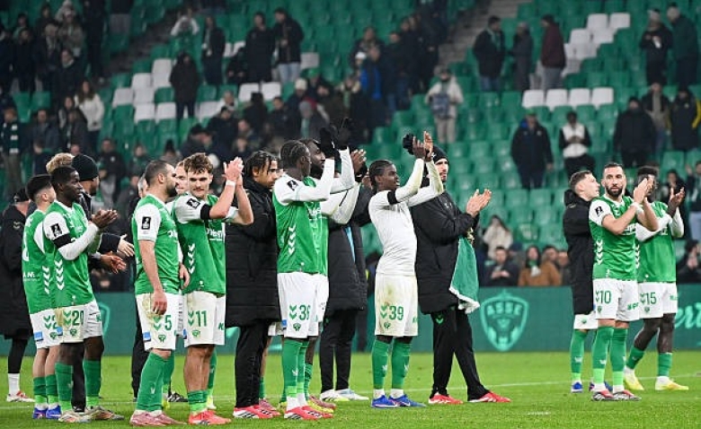 Illustration : "Reims - ASSE : Un attaquant des Verts fait déjà trembler les Rémois "