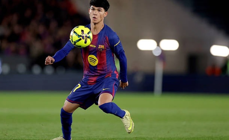 Illustration : "Mercato PSG : Le transfert de Dro Fernandez en stand-by, que se passe-t-il ?"