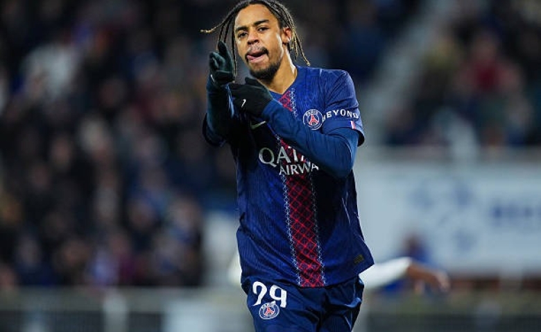 Illustration : "AJ Auxerre - PSG : Le résumé et le but en vidéo ! (0-1) - Ligue 1"