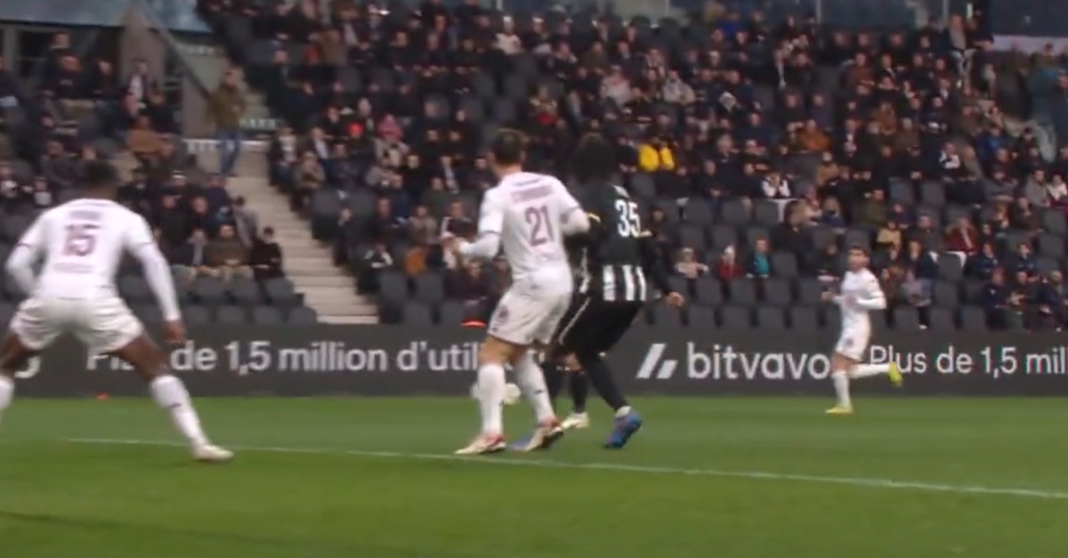 Angers - Metz : le résumé et le but en vidéo (1-0) - L1 J20