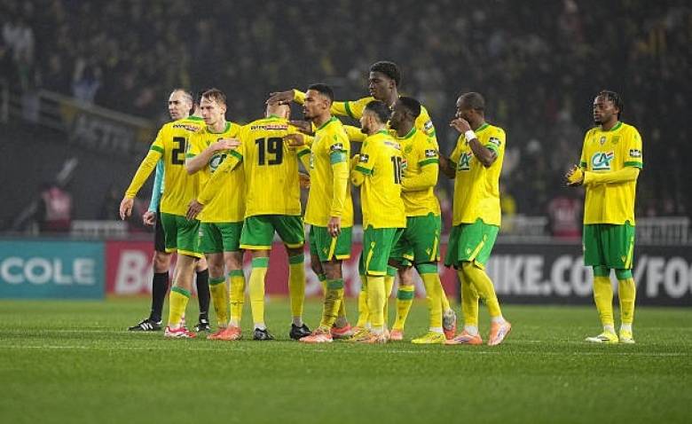 Illustration : "INFO FC Nantes : Un départ polémique acté dans les derniers instants du mercato "