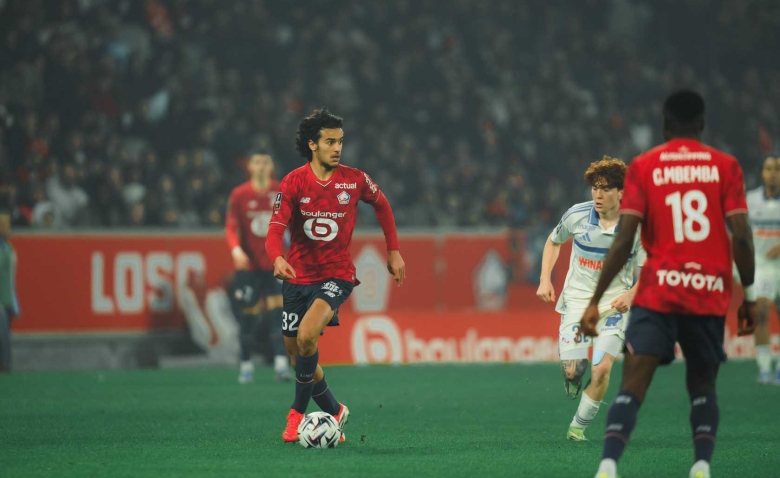 Illustration : "INFO Mercato : Le PSG va dégainer une offre folle pour Bouaddi !"