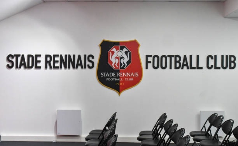 Illustration : "Stade Rennais : Le communiqué virulent du club après les accusations visant Beye"
