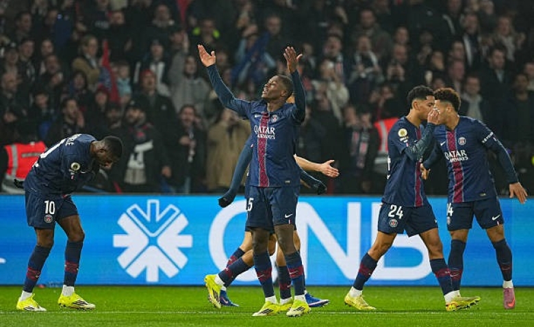 Illustration : "[Vidéo] PSG - OM : Quel but fantastique de Dembélé ! (2-0) - Ligue 1 J 21"