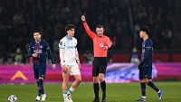 Illustration : "PSG - OM : Une décision arbitrale suscite la polémique "