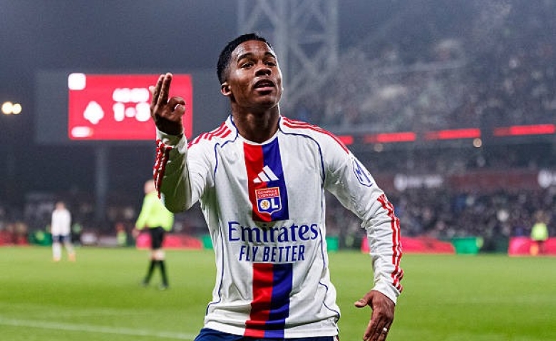 Illustration : "Mercato : Le prêt d'Endrick prolongé en 2026-2027 ? Son agent répond !"