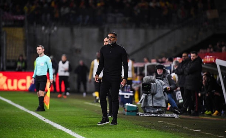 Illustration : "Stade Rennais : L'entourage de Beye très remonté après son licenciement "