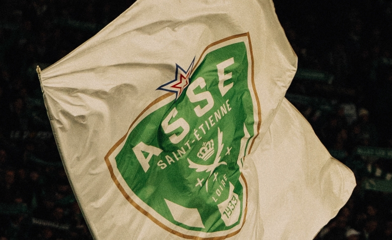 Illustration : "ASSE : Le gros tacle des Green Angels après la sortie du 4ème maillot"
