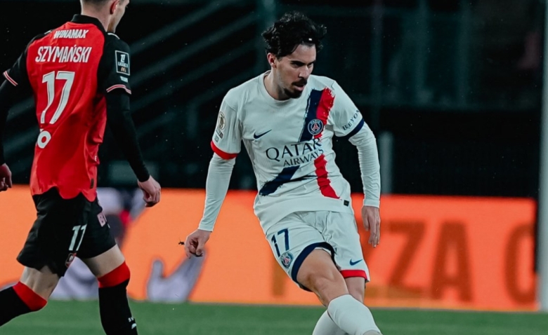 Illustration : "PSG : Vitinha envoie un message à son équipe après la défaite contre Rennes"