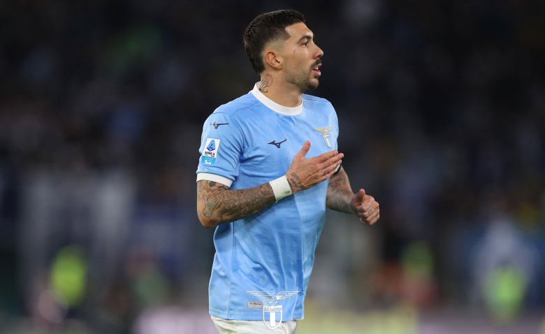 Illustration : "Mercato OM : Un joueur ciblé pour renforcer l'attaque marseillaise !"