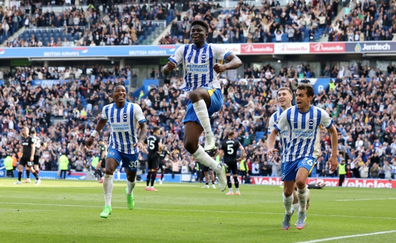 Illustration : "Mercato : Le PSG prépare une offre de 70M€ pour un joueur de Premier League"