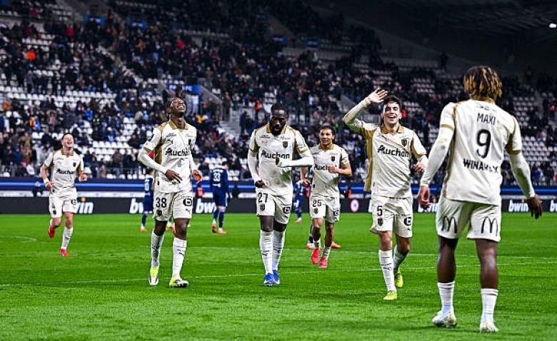 Illustration : "RC Lens : Deux menaces identifiées dans la quête du sacre en Ligue 1 "