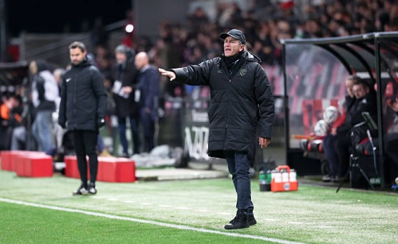 Illustration : "ASSE : Une stratégie surprenante de Montanier pour jouer les premiers rôles de L2 ? "