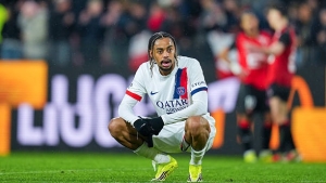 Illustration : Mercato PSG : Arsenal et Liverpool prêts à passer à l’action pour Barcola 