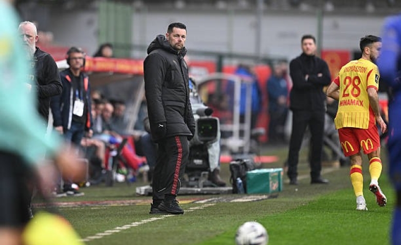 Illustration : "RC Lens - AS Monaco : Pourquoi le penalty en faveur du RCL n’a-t-il pas été accordé ?"