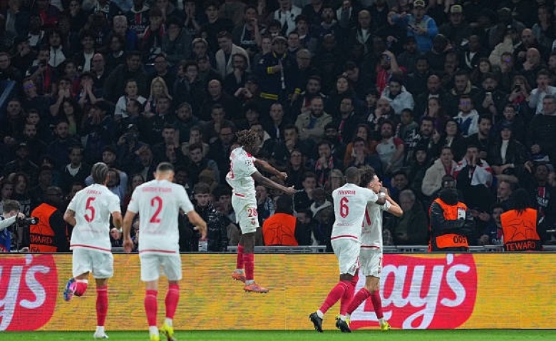 Illustration : "[Vidéo] PSG - AS Monaco : Akliouche climatise le Parc des Princes (0-1) - Ligue des Champions"