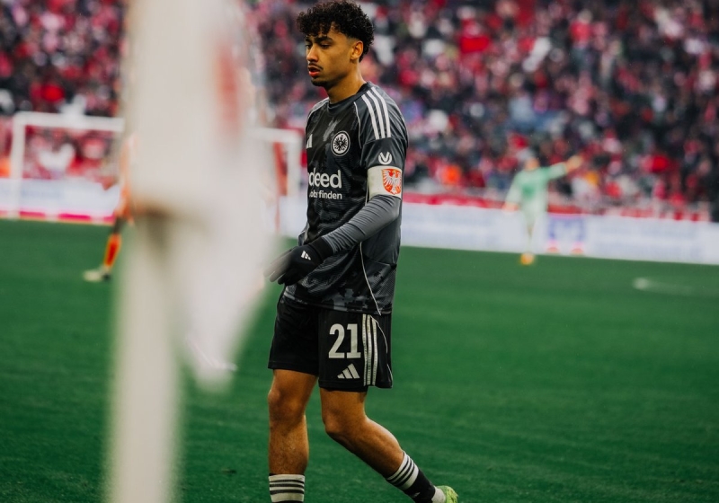 Illustration : Mercato : Le PSG prêt à lâcher 70M € pour la doublure de Nuno Mendes !