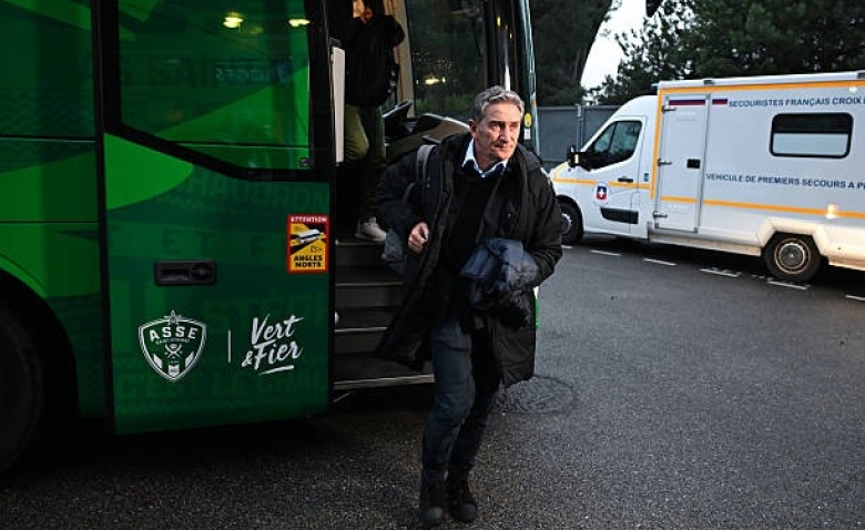 Illustration : "Mercato ASSE : Une signature déjà bouclée pour cet été ? Le joueur vend la mèche"