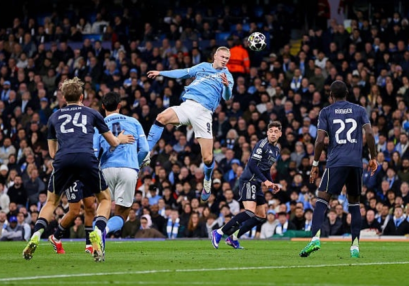 Illustration : Manchester City - Real Madrid : La vidéo du but d'Haaland à 10 contre 11 ! (1-1) - Ligue des Champions