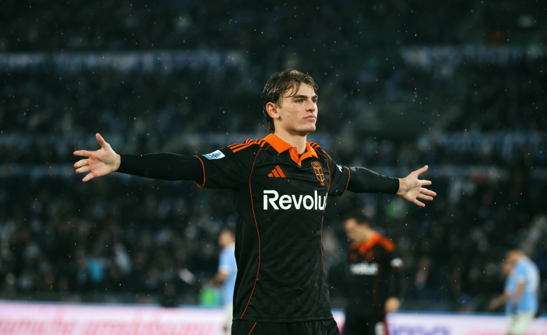 Illustration : "Mercato PSG : Un profil technique serait ciblé pour renforcer l'entrejeu parisien"