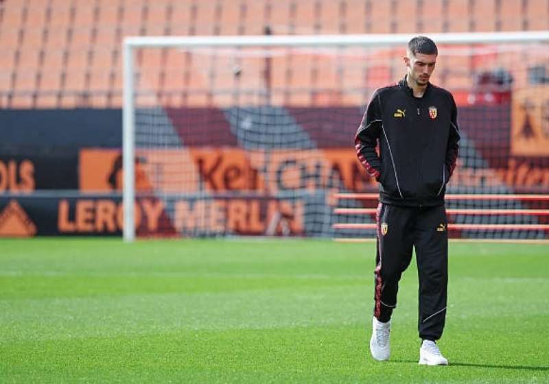 Illustration : Mercato Lens : Newcastle sort l'artillerie lourde pour s'offrir Robin Risser !