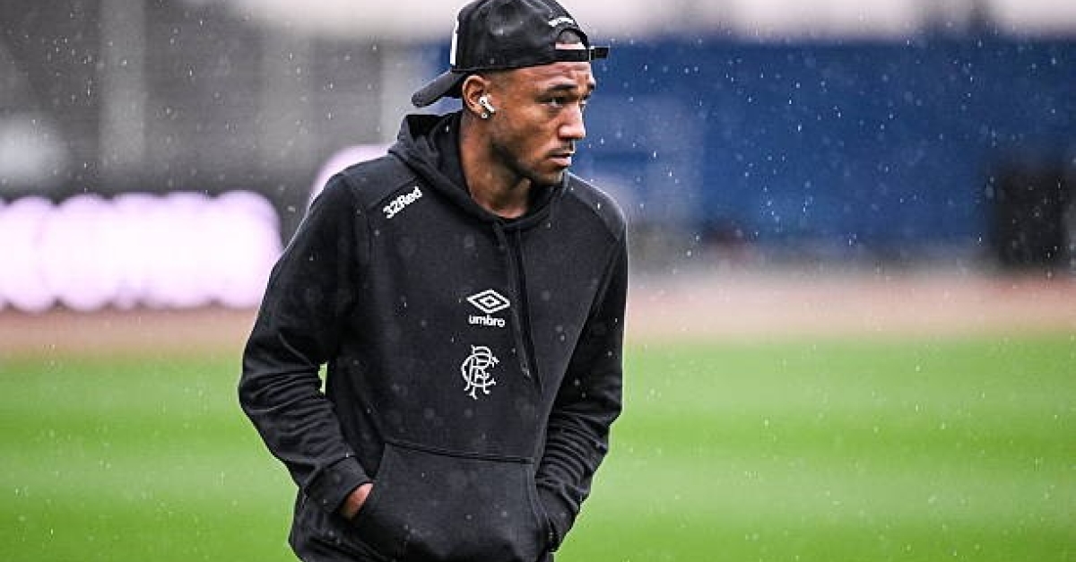 Mercato OM : Vers un retour à l'envoyeur pour Derek Cornelius après son échec aux Rangers ?