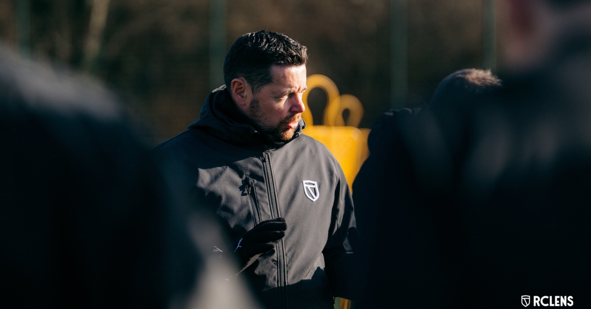 RC Lens : Pierre Sage face à un casse-tête monumental, 7 cadres sur le flanc avant Angers